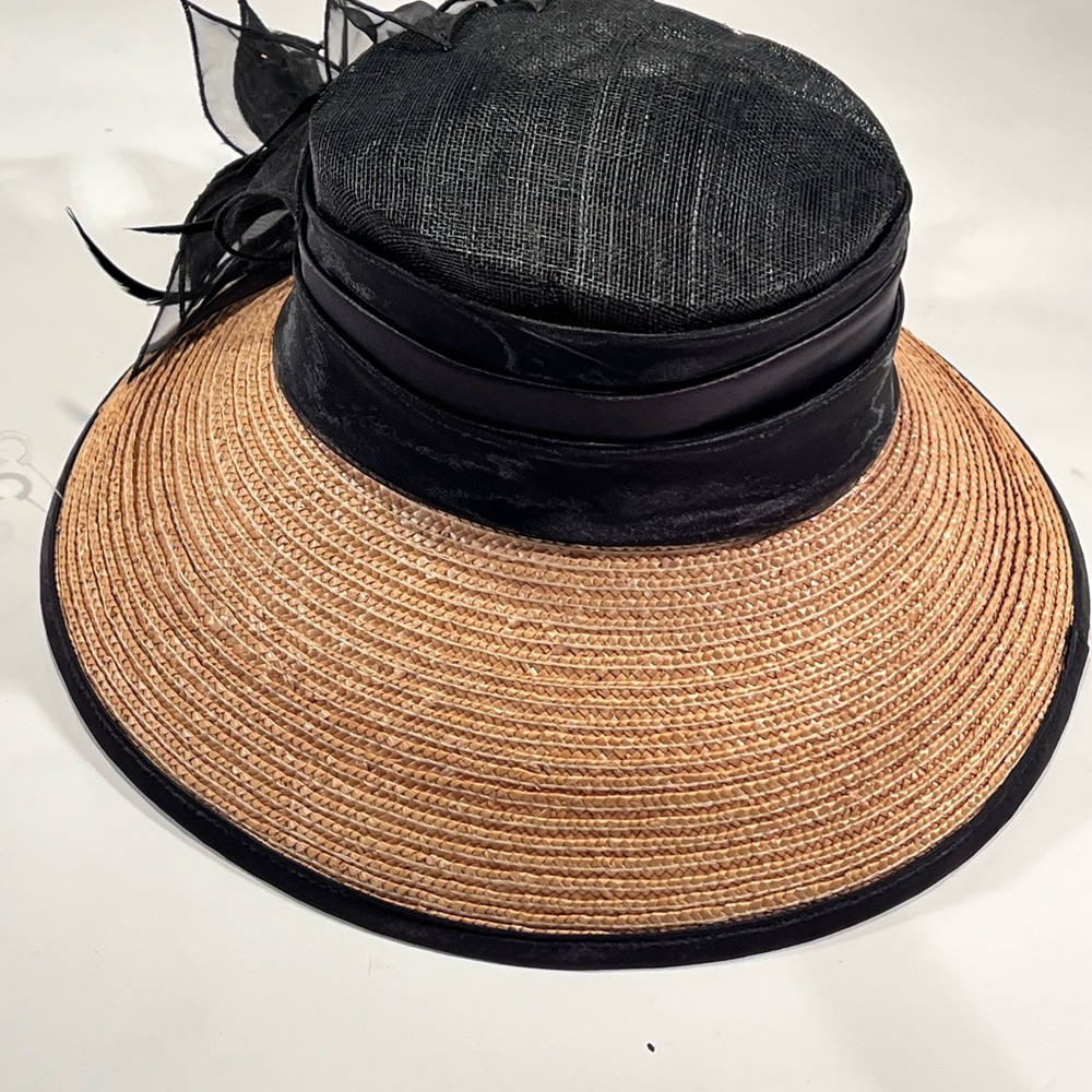 NWT Black and Tan Bucket Brimmed Straw Hat Kentucky Derby - Picture 2 of 7